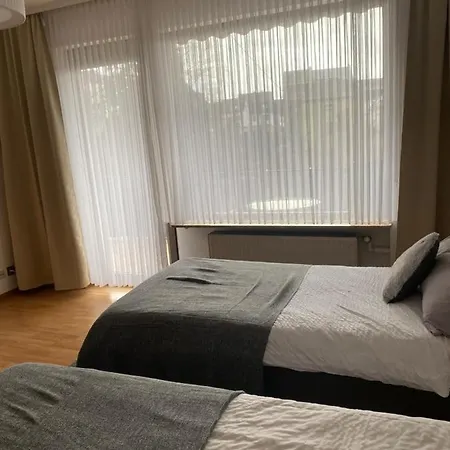 Semesterbostad Ferienhaus Loehr Mit Treppenlift