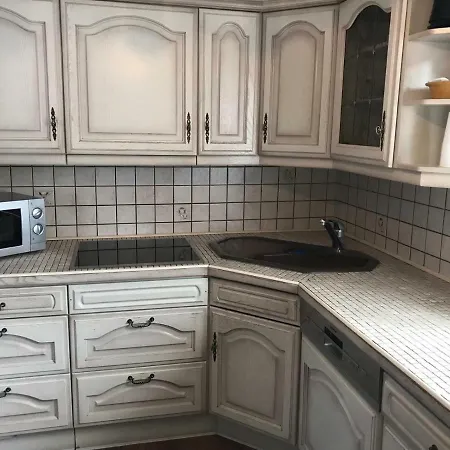 Ferienhaus Loehr Mit Treppenlift Hébergement de vacances *